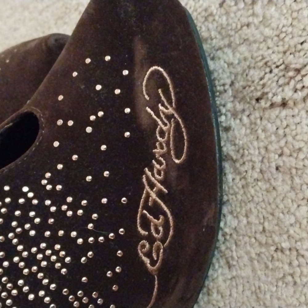 Heels - Picture 2 of 3